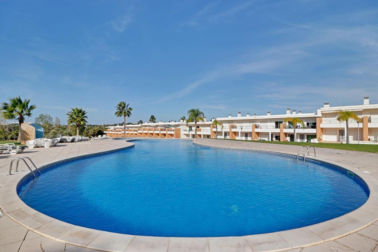 Albufeira Garden Villa With Pool By Homing Екстер'єр фото